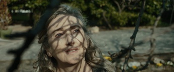 Lunetta Savino v filmu Igor in Rosa (2019).