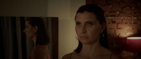Laura Ivančič v filmu Nekaj rdečega (2026).