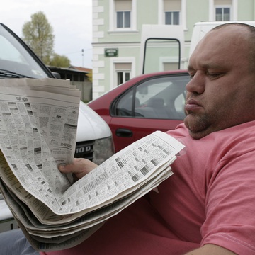 Primož Petkovšek na snemanju filma Delo osvobaja (2004).