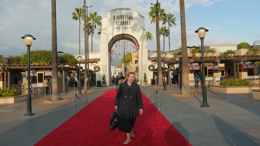 Marta Frelih na snemanju filma Ita Rina, Filmska zvezda, ki je zavrnila Hollywood (2016).