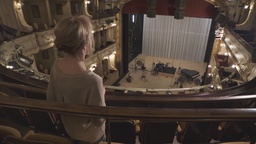 Kader iz filma Hrup za kulisami (2025)