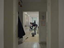 Kader iz filma Minuli kraj (2026)