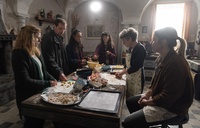 Padla je zadnja klapa igrane serije Plemstvo režiserja Žige Virca