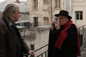 Evgen Bavčar, Jože Dolmark on the set of Tkanje pogledov – Jože Dolmark (2017).