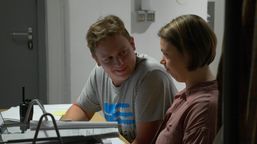 Luka Cimprič, Sara Dirnbek in Garderoba: Pilot (2019), Garderoba (2018).