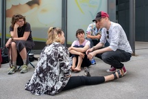 Jan Fabris, Živa Selan on the set of Hladno modra (2024).