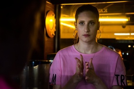 Miranda Trnjanin v filmu Iva, 24 (2018).