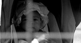 Kader iz filma (Ne)vidni zidovi (2024)