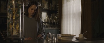 Alja Krhin v filmu Poslušalka mostov (s.d.).