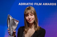 Dve nagradi za film Kaj ti je deklica