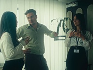 Kader iz filma Sužnji (2025)