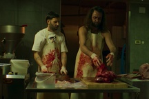 Tim Lončar, Filip Đurić (I) v filmu Srečen dan mrtvih (2025).