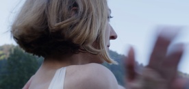 Lara Ekar Grlj v filmu Tlenja (2025).