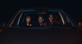 Hannah Koselj Marušič, Ajda Opara, Špela Setničar v filmu Utrinki na repeat (2026).