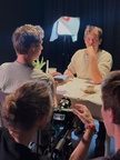 fotografija s snemanja Kjer miza stoji (2026)