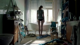 Eva Jesenovec v filmu Gaganje (2019).