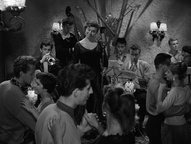Kader iz filma Ne čakaj na maj (1957)