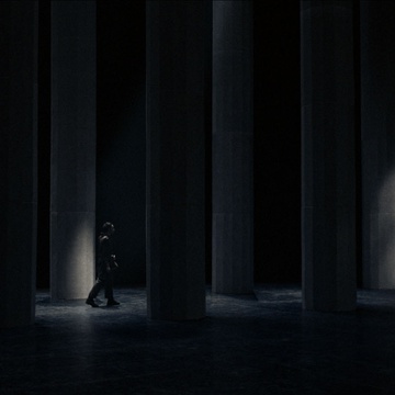 Loup Abramovici in Človek s senco (2019).