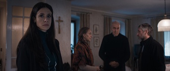 Lara Komar in Tiha milost (s.d.).