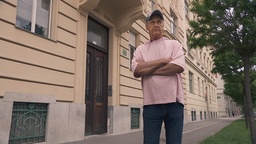 Kader iz filma V odmevu nekega stranišča (2024)