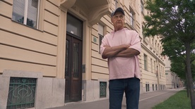 Still frame V odmevu nekega stranišča (2024)