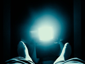 Kader iz filma Korak (2025)