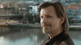 Aljoša Ternovšek v filmu Slovenija, Avstralija in jutri ves svet (2017).