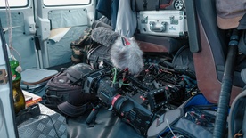 fotografija s snemanja Gora se ne bo premaknila (2025)