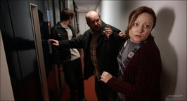Nataša Barbara Gračner, Peter Musevski, Janko Mandić v filmu Očetova želja (2010).
