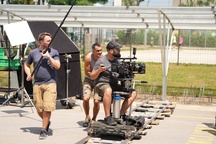 fotografija s snemanja Smrdljivc (2025)