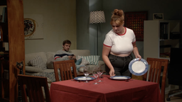 Nejc Jezernik, Ajda Kostevc v filmu Kastrirati kameleona (2021).