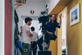 Gaja Naja Rojec, Luka Škulj na snemanju filma Nihče ni rekel, da te moram imeti rad (2019).