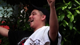 Axel Grgorić in Čakajoč Axla (2014).