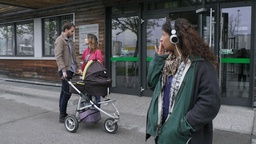 Lina Akif, Blaž Dolenc, Arna Hadžialjević in Živeti (2017).