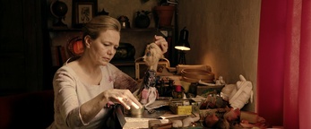 Jette Ostan Vejrup v filmu Češnjevi kolački (2019).