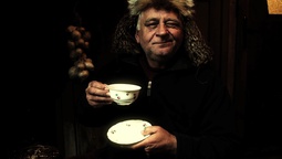 Dragan Djukić v filmu Coffee (2013).