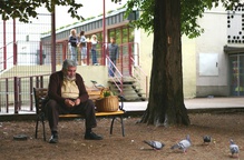 Polde Bibič v filmu Darilo (2009).