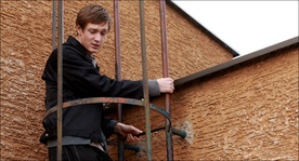 Janko Mandić v filmu Očetova želja (2010).